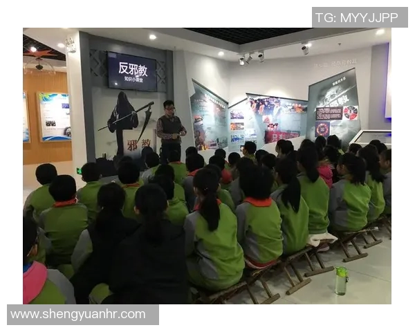 足球巨星纷纷失业背后原因解析与未来职业生涯展望 足球巨星纷纷失业背后原因解析与未来职业生涯展望