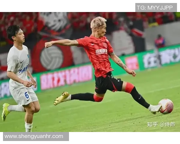 中国足球27号球星名单揭晓 各位置实力派球员全力备战新赛季 中国足球27号球星名单揭晓 各位置实力派球员全力备战新赛季