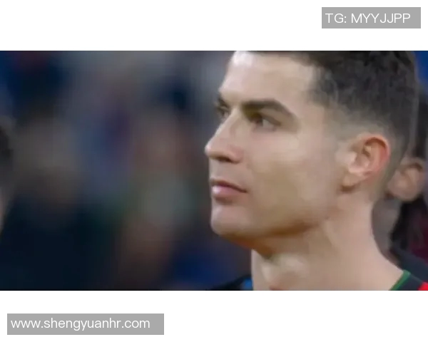 足球传奇谢幕 时光流转 球星退役背后的荣耀与传承